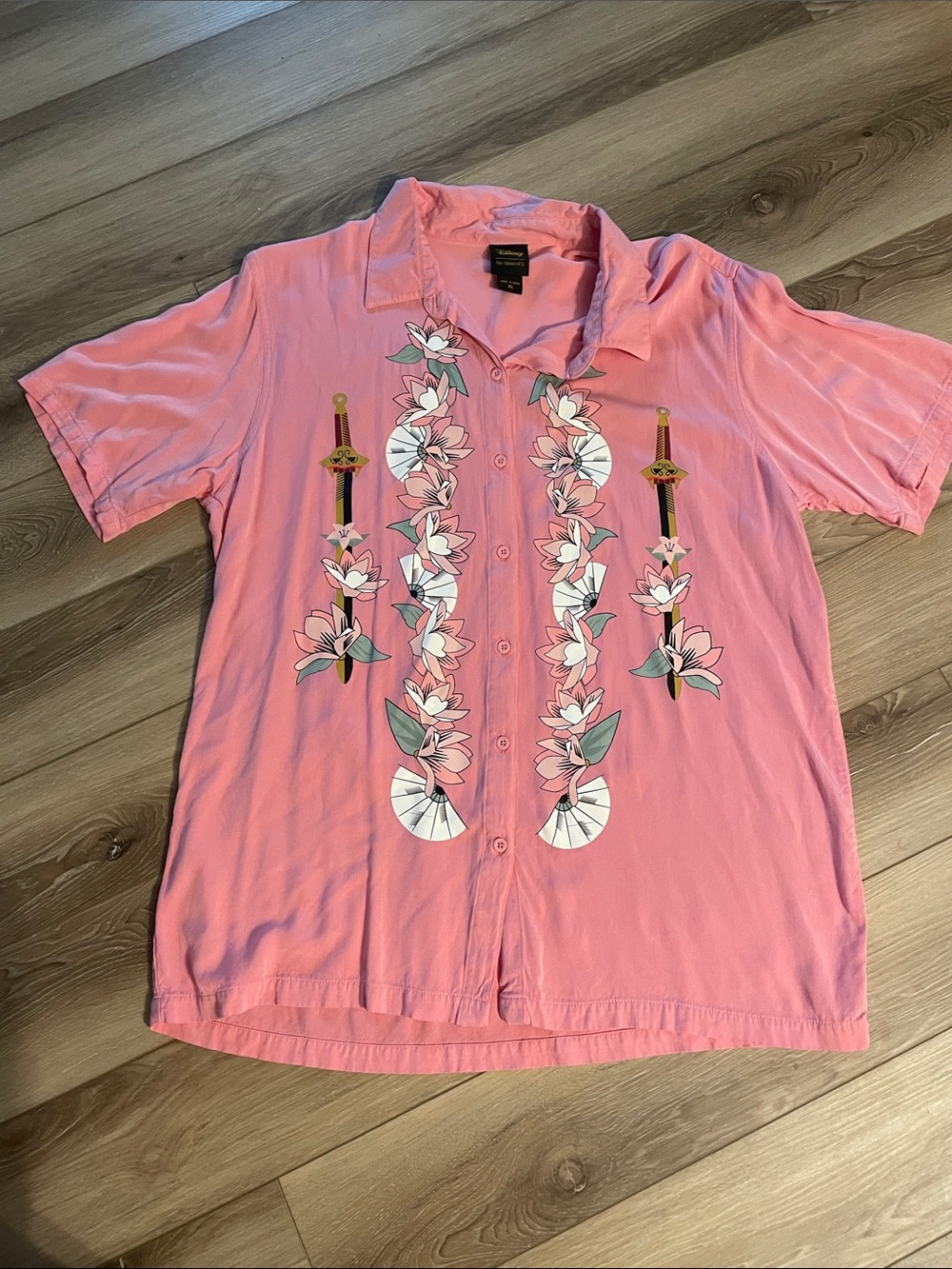 Disney Mulan Character Pink Floral Samurai Men XL Short-Sleeve Button-Down Shirt